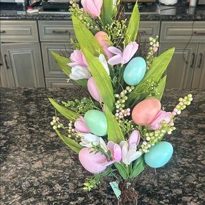 ASHLAND EASTER FLORAL DECOR NWT